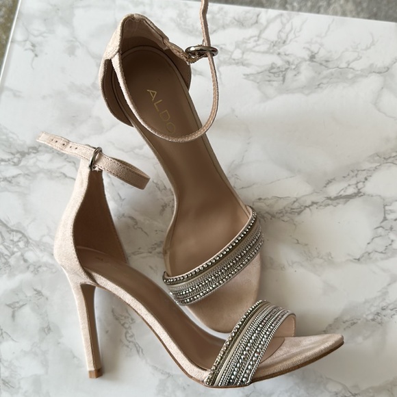 ALDO SHOES - embellished heels - Picture 3 of 5